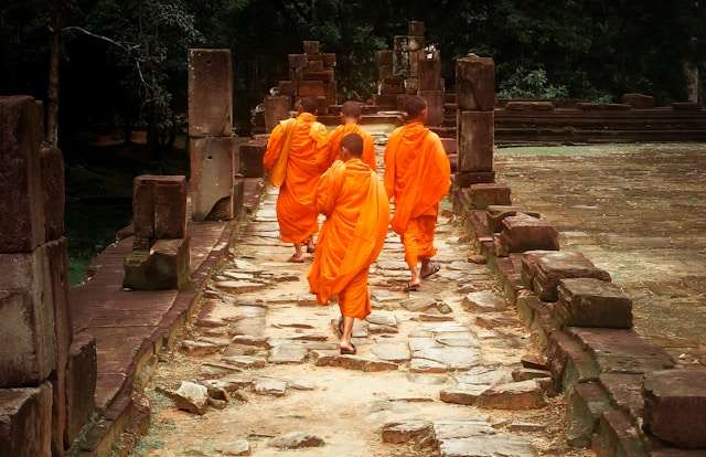 Hotele w Siem Reap blisko Angkor Wat z basenem