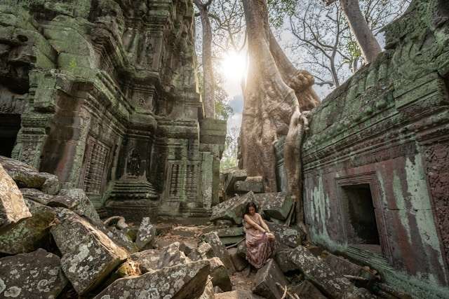 Atrakcje Angkor Wat - wschód słońca, Ta Prohm, Bayon