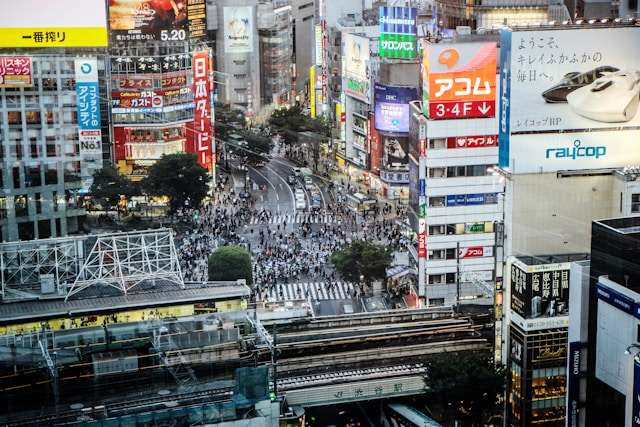 Shibuya train station