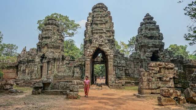 Kambodża – świątynie Angkor Wat w Siem Reap o wschodzie słońca