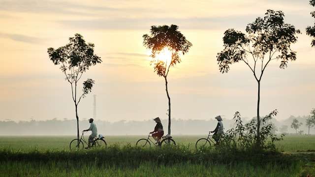 Indonezja – wulkaniczny krajobraz i tropikalna przyroda na Bali